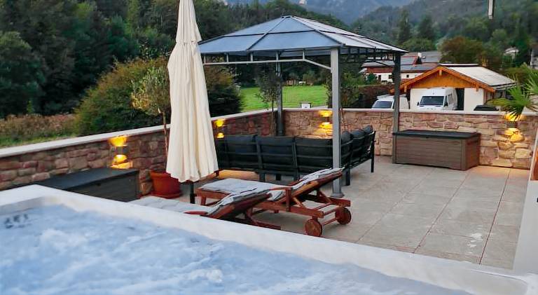Holiday apartment with sauna, hot tub & patio | Suitable for remote work in Berchtesgaden