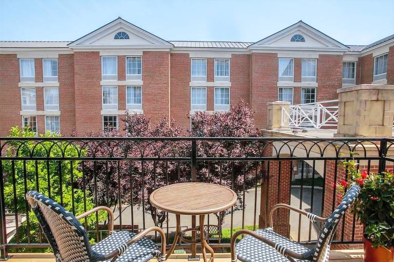 Dinsmore Boutique Inn