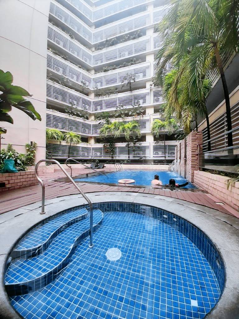 Apartment with pool | Suitable for remote work — photo 3