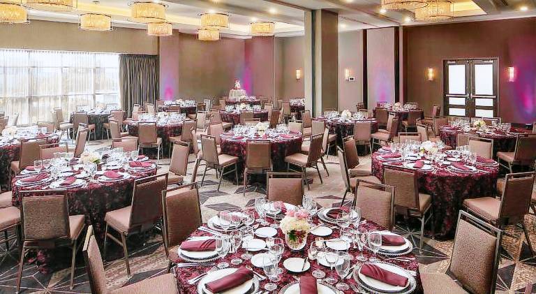 Embassy Suites by Hilton Charlotte Uptown — photo 4
