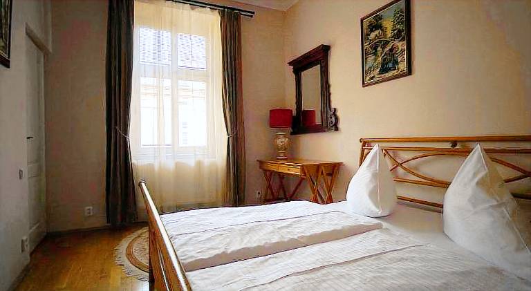 Beautiful rental apartment | Next to Prague astronomical clock | Dogs allowed in Prague