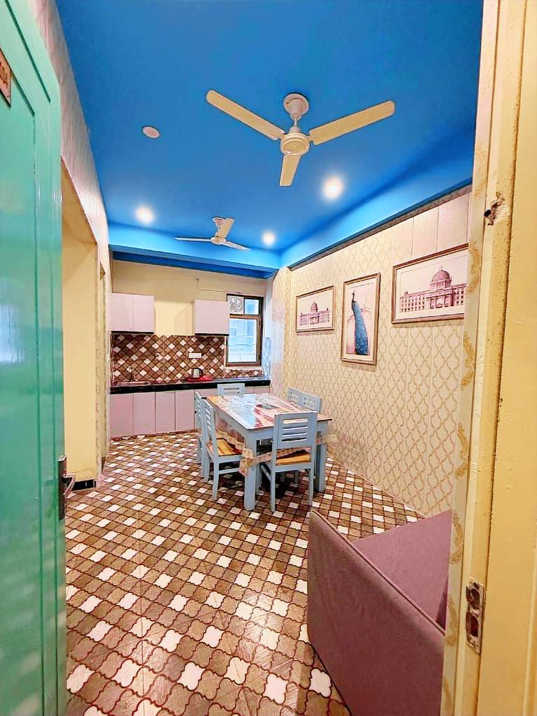 Hotel The Elite