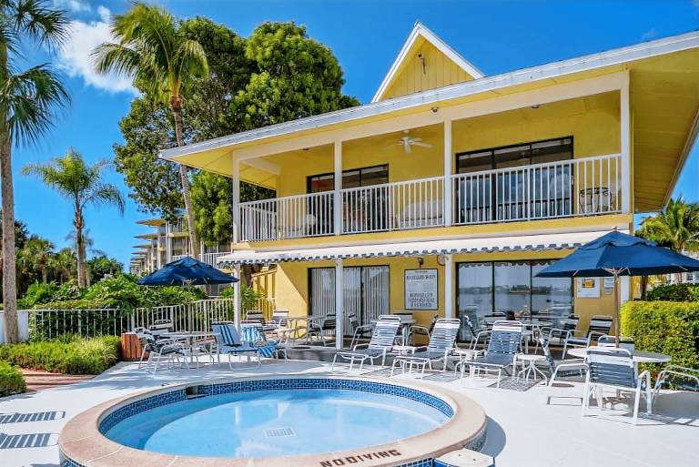 Resort Naples