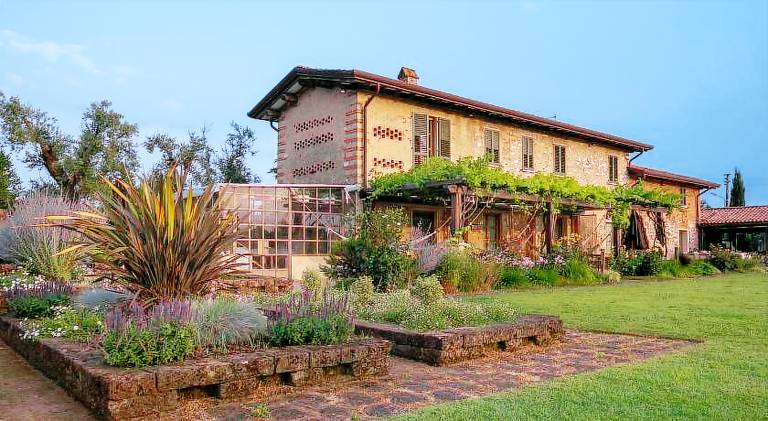 Vacation home with garden, BBQ & terrace in Pietrasanta