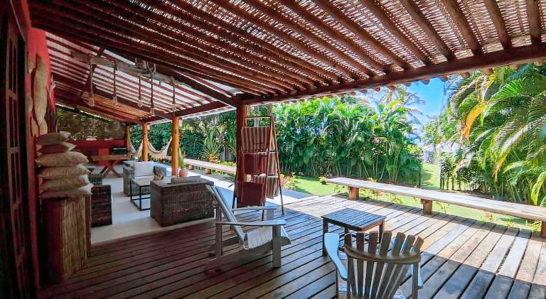 Vacation home with jacuzzi — photo 2