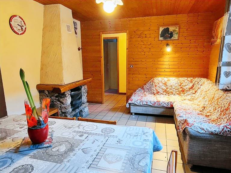 Cozy Chalet Near Ski Resort with Fireplace, WiFi, & Pet-Friendly — photo 4