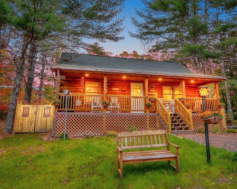 Cabin Sebago