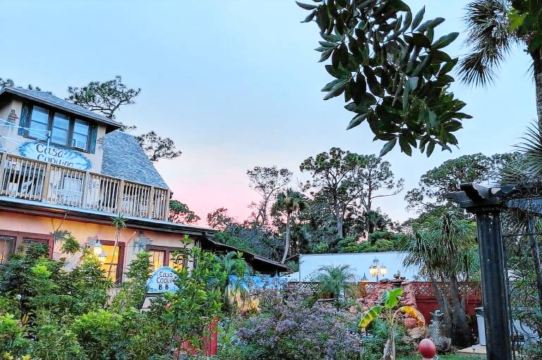 Casa Coquina Del Mar B&B