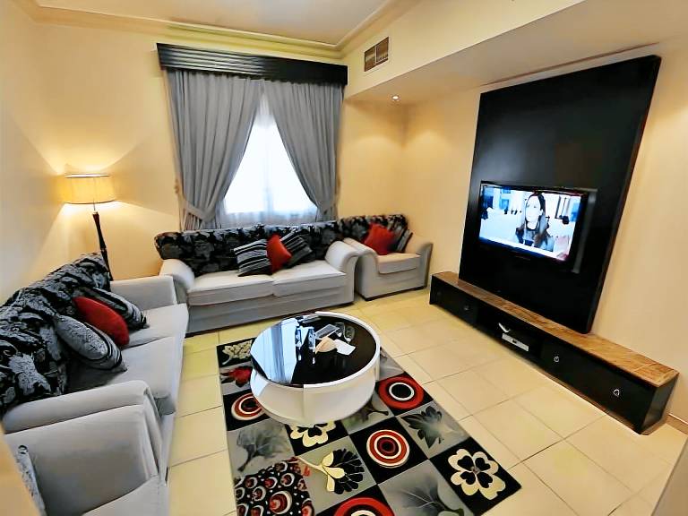 Lovely serviced apartment | Pet-friendly — photo 2