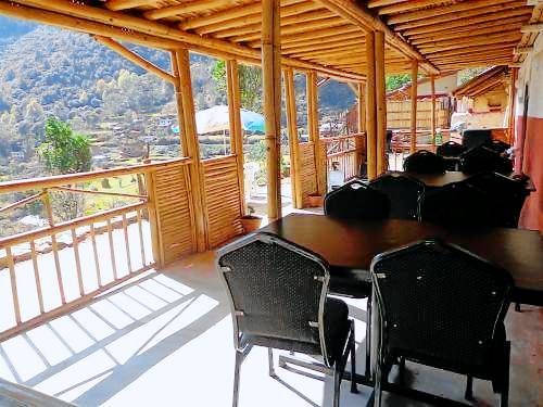 Solid Rock Lodge and Restaurant