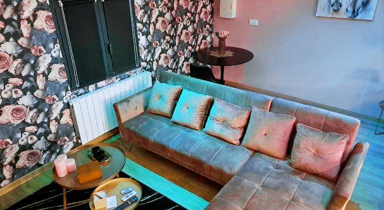 Loveroom - Les suites d'Elise - Suite Elise — photo 5