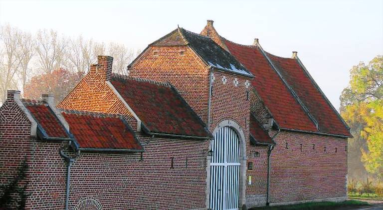 210 m&sup2; Ferienhaus