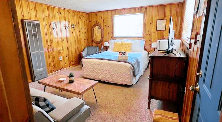 Lodge Red River