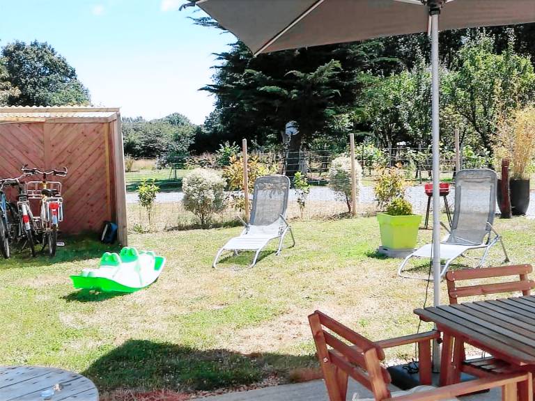 Cottage with barbeque & garden — photo 5