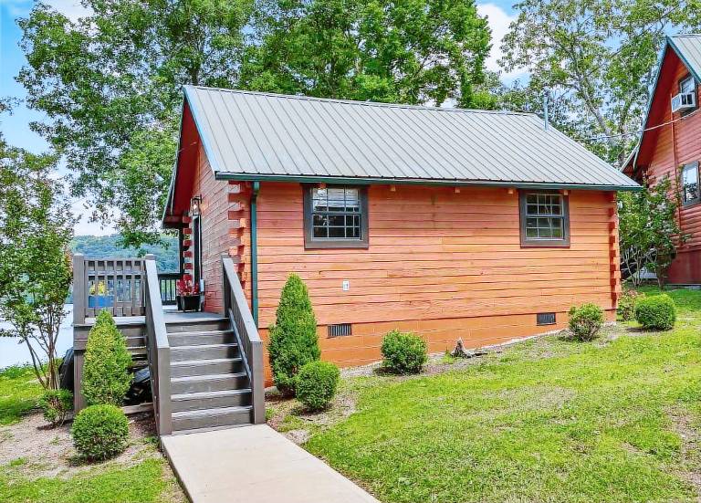 Cabin Allons