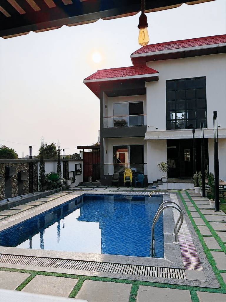 Farm | Pets are welcome in Indore
