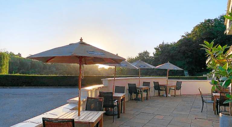 Shillingford Bridge Hotel — photo 5