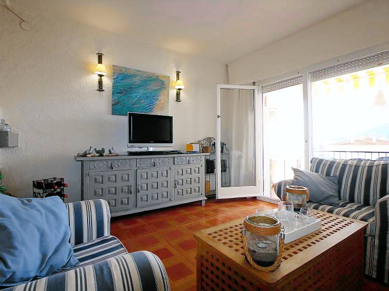 Vacation home with pool | Next to the beach | Pets allowed — photo 3