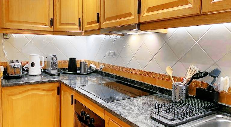 Apartment with 2 rooms for 4 persons — photo 3
