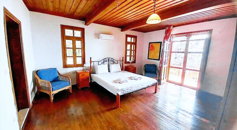 Villa with sea views in Faralya — photo 2