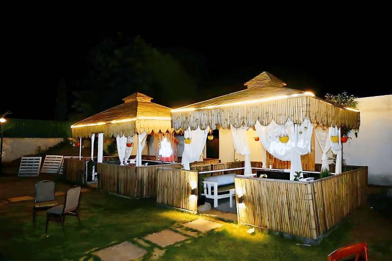 Lovely villa with barbeque, yard & pool | Pet-friendly — photo 3