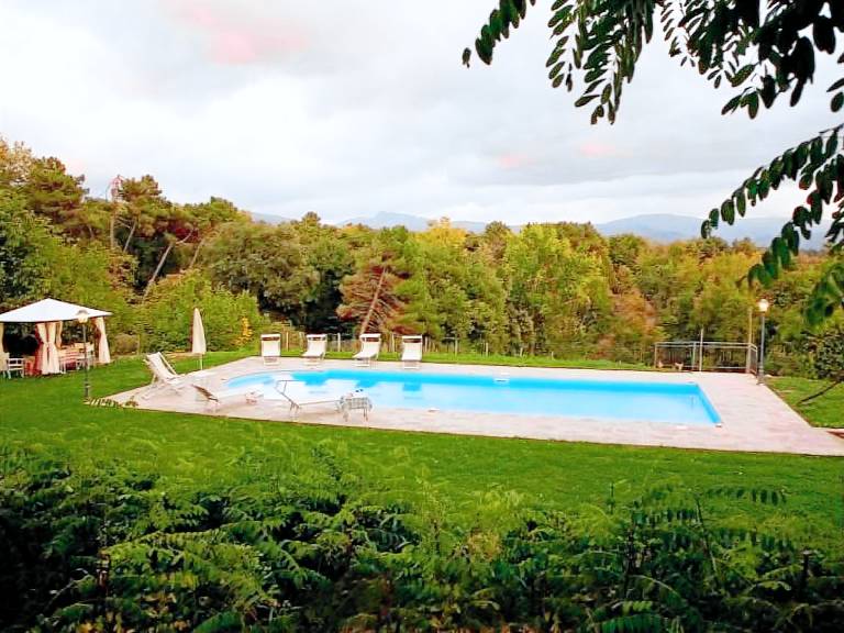 Big vacation home with yard, terrace & private pool | Nature view | Pets are welcome — photo 4