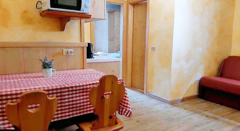 Wonderful serviced apartment | Next to the ski | Pets allowed in Livigno