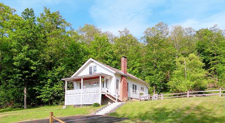 Lake Bomoseen Lodge in Rutland, VT