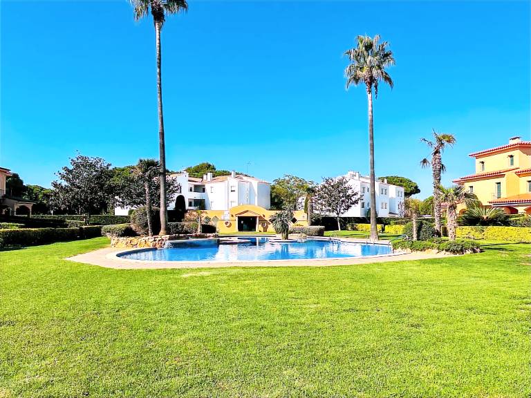 Rental apartment with patio | Suitable for remote work in Begur