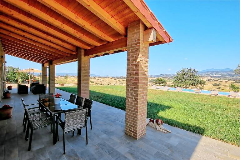 Family-friendly spacious villa with private pool & yard | Dogs allowed — photo 5