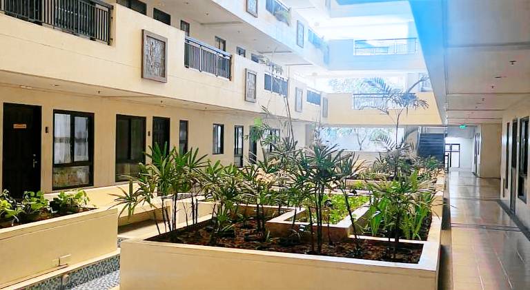 House with terrace, pool & yard | Pet-friendly — photo 3