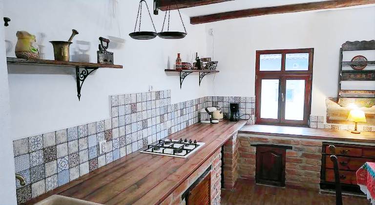 Pleasant house with patio, yard & barbeque | Pet-friendly — photo 2