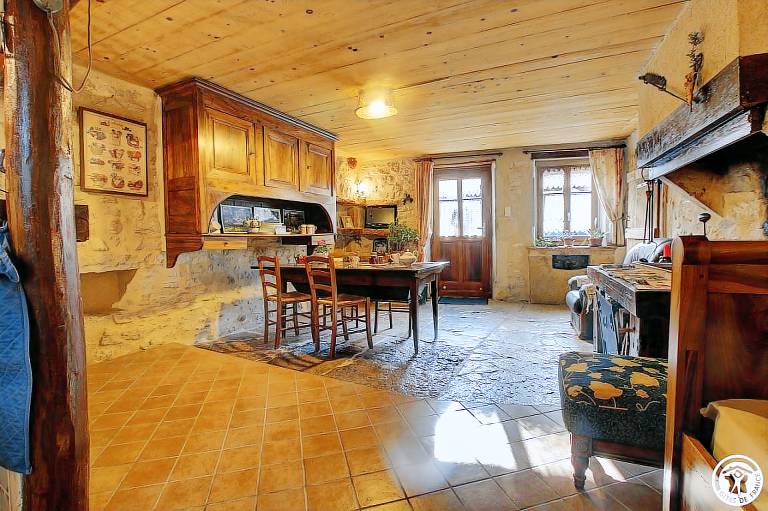 Family-oriented gite with grill, garden & terrace | Pets are welcome — photo 2