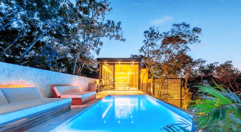 Villa with hot tub & pool in Tulum