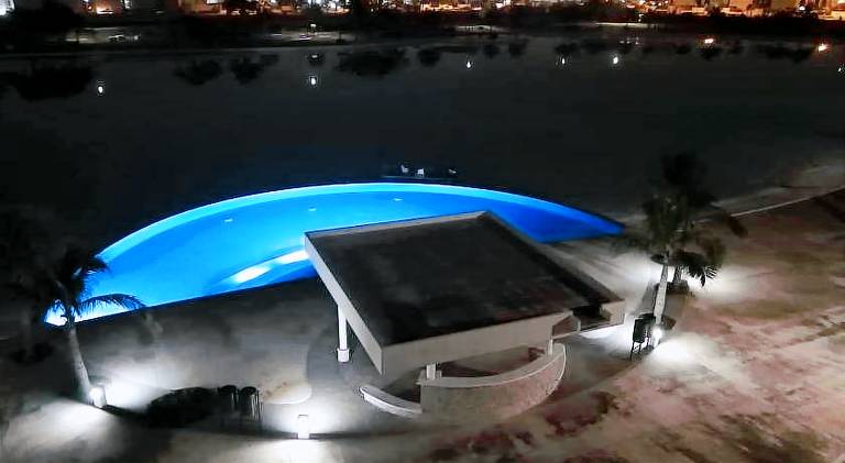 Holiday apartment with pool — photo 4