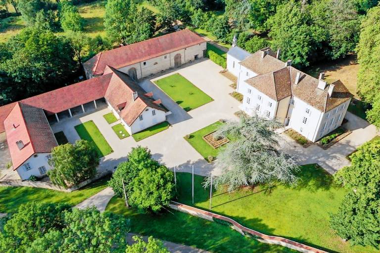 Château with 9-hectare park near Beaune — photo 2