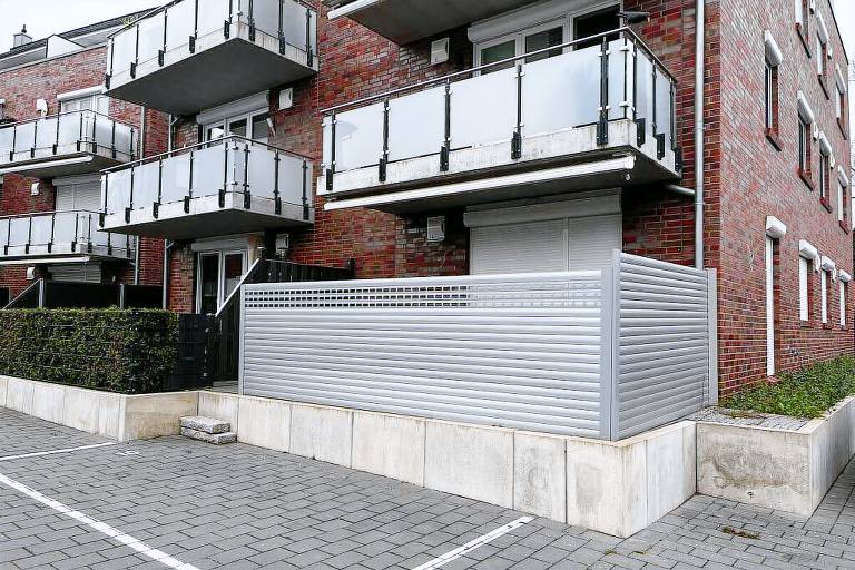 Fully equipped pleasant house with patio | Pet-friendly in Groemitz