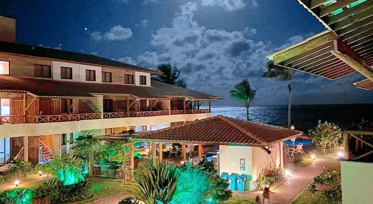 Holiday apartment with pool in Camaçari