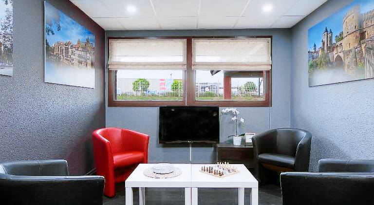 Hotel EDEN- Metz Nord ex le Berlange — photo 4