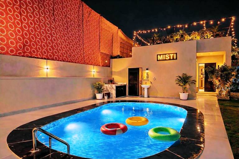 60 m&sup2; Villa