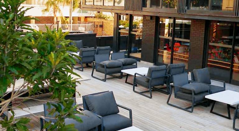 Apartment with pool | Near Sea Point | Beach nearby | Perfect for remote work | Pets allowed — photo 5