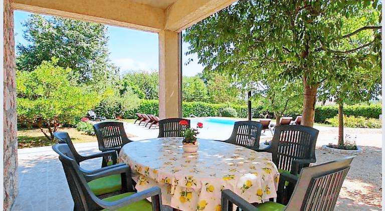 Villa with pool | Pet-friendly — photo 2