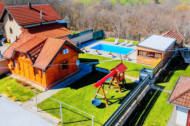 Chalet Lopatinec
