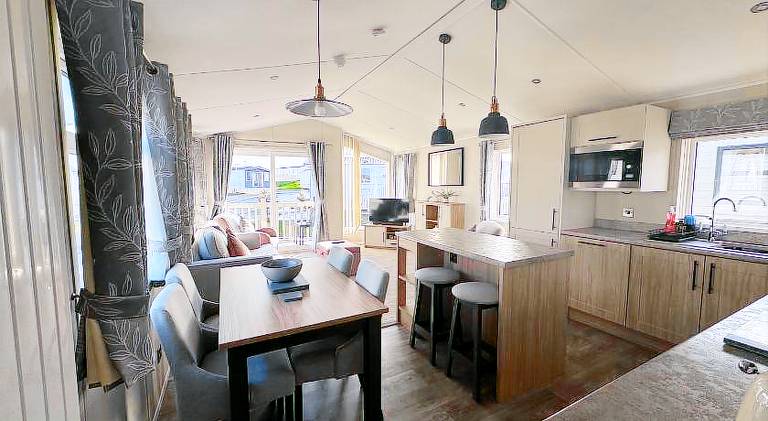 Hilltop Holiday Park — photo 2