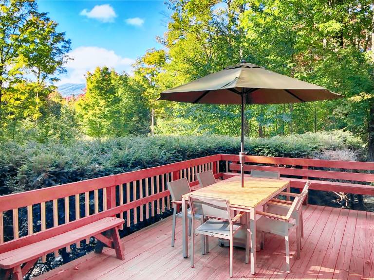 Killington Cabin: Right Unit - Sleeps 10 in 4 BR, 2 BA Cozy Escape — photo 4
