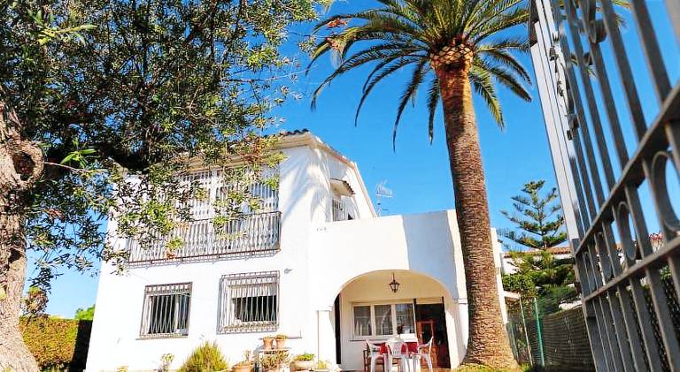 House with 2 rooms for 5 persons in Cambrils
