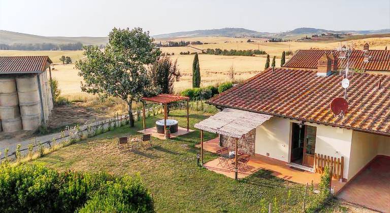 House with hot tub | Dogs allowed in Pienza