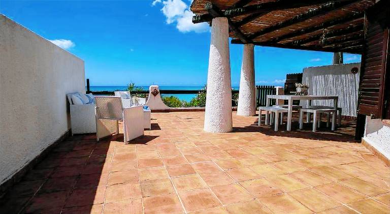 House with 2 rooms for 4 persons — photo 3