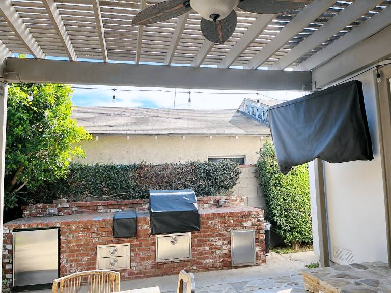 Children-friendly lovely house with private pool & garden | Pets allowed — photo 3
