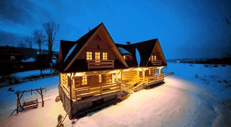 Chalet with yard, terrace & grill — photo 3